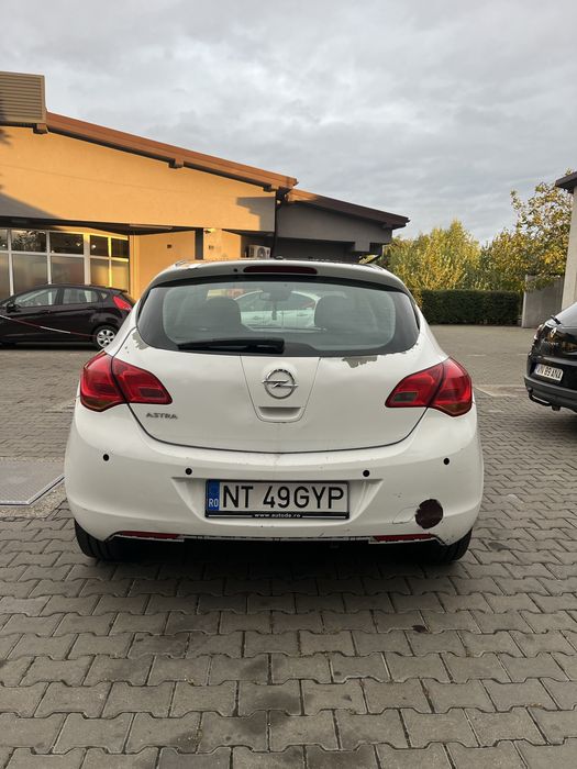 OPEL Astra 2010 — imagine 4
