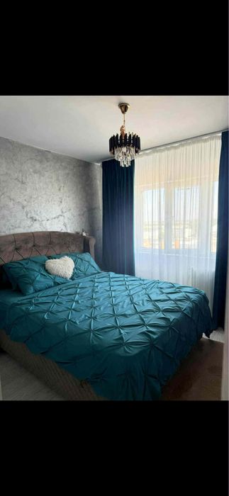 vand apartament 3 cam bloc turn langa admiral