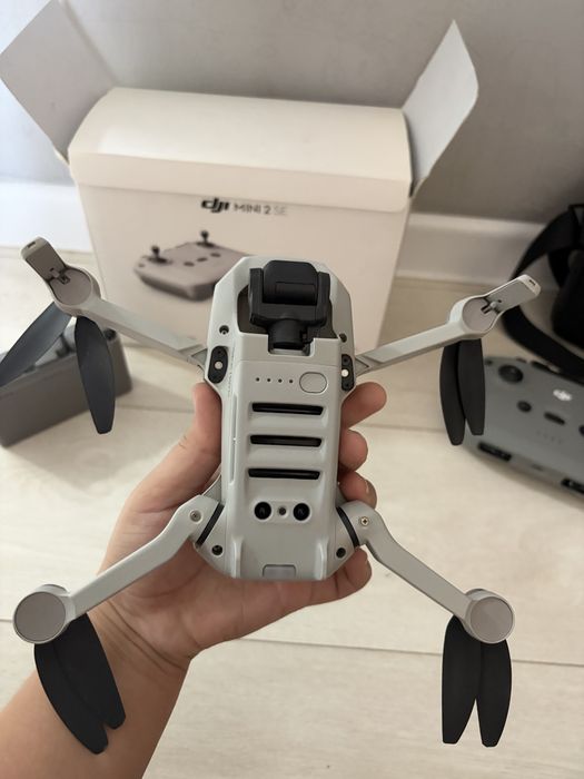 Дрон dji mini2se