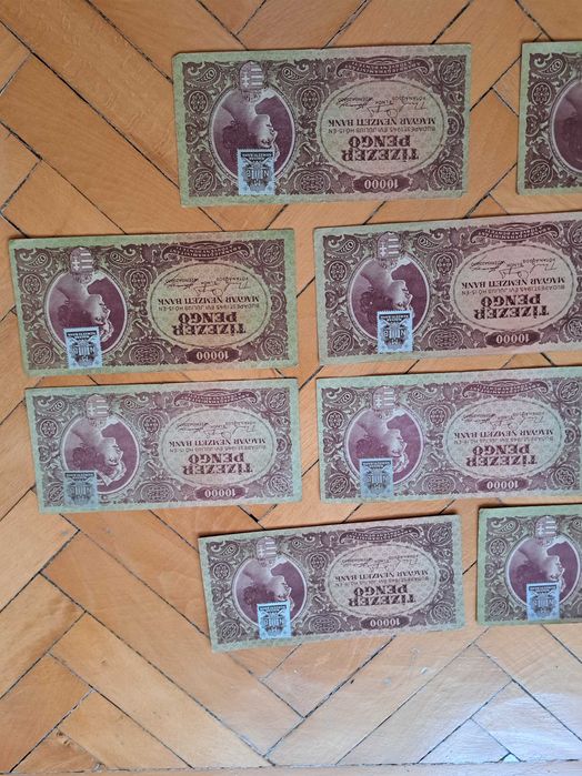 10 Bancnote 10000 Pengo