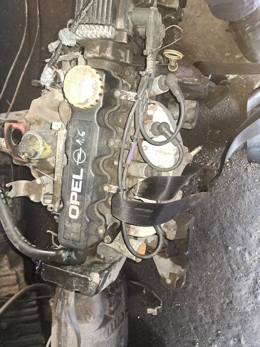 Двигател за Опел 1.6 mi !