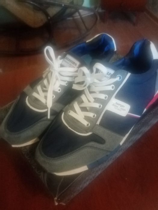 Кроссовки мужские