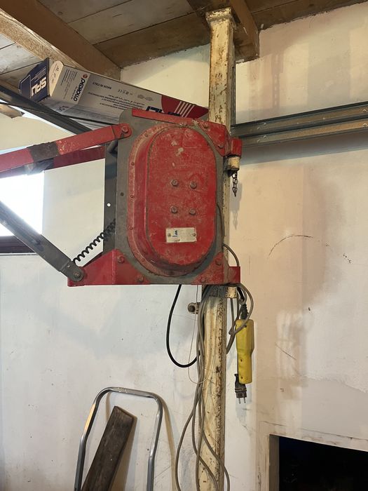 Scripete electric electroplan 300kg cu picior fixare