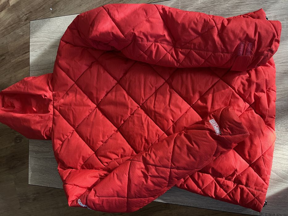Geaca de ski, rosie, in stare foarte buna