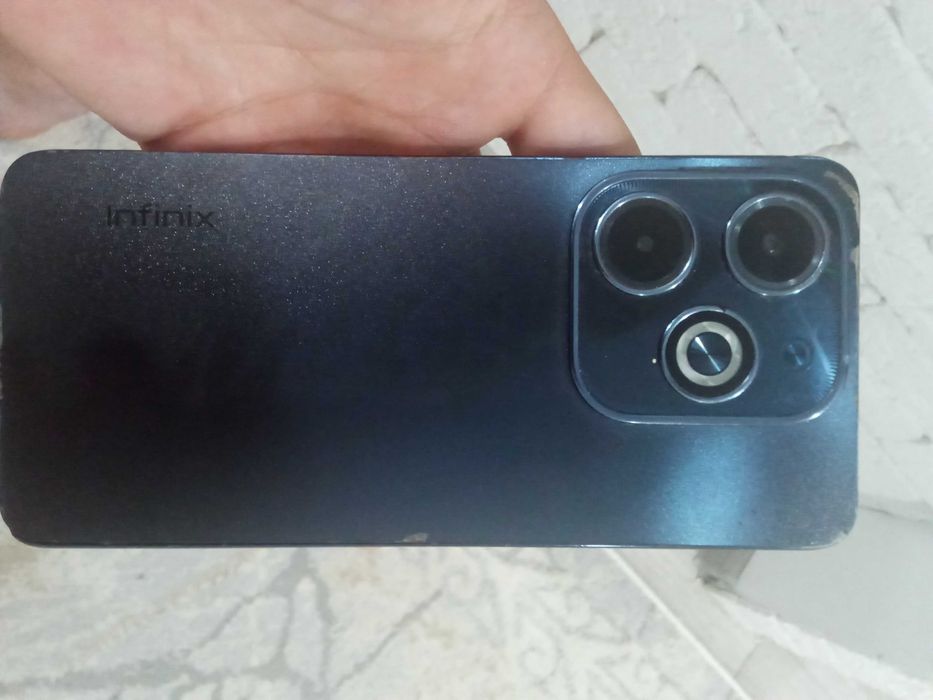 Продам телефон инфиникс по дешевке