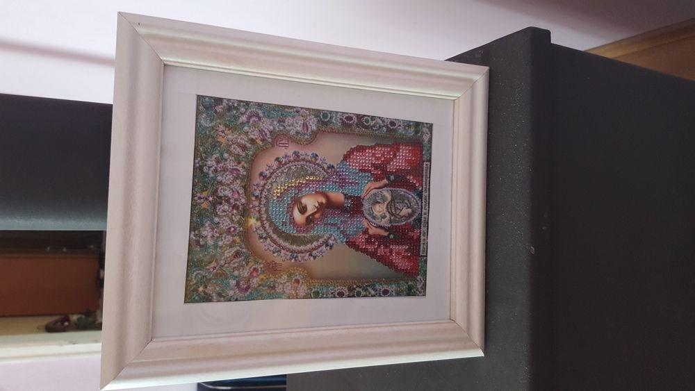 Изработени готови Диамантени гоблени. Подарък за всякакви поводи.