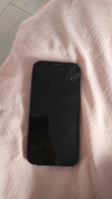 продам Iphone 12 128GB