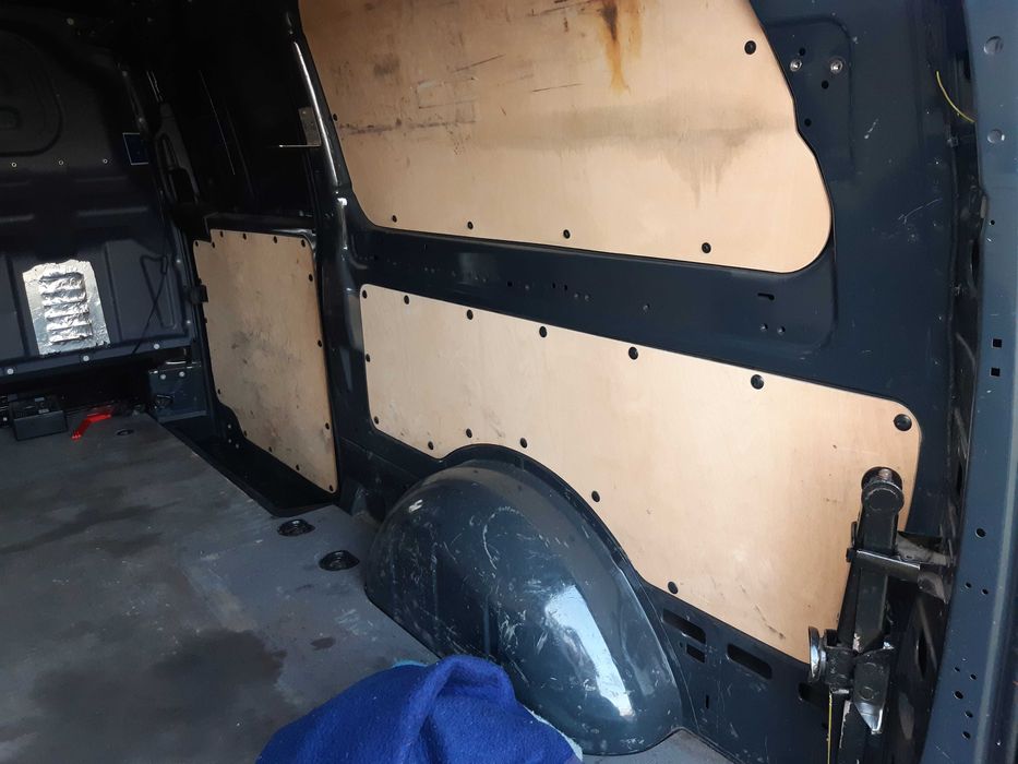 Мерцедес Вито 116