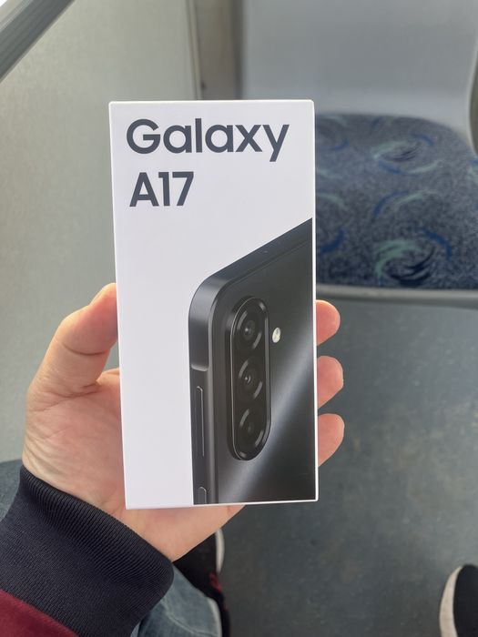 Срочно обменяю Самсунг А17 256г  запечатаный  на айфон 13