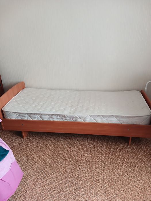 Кровать односпальный