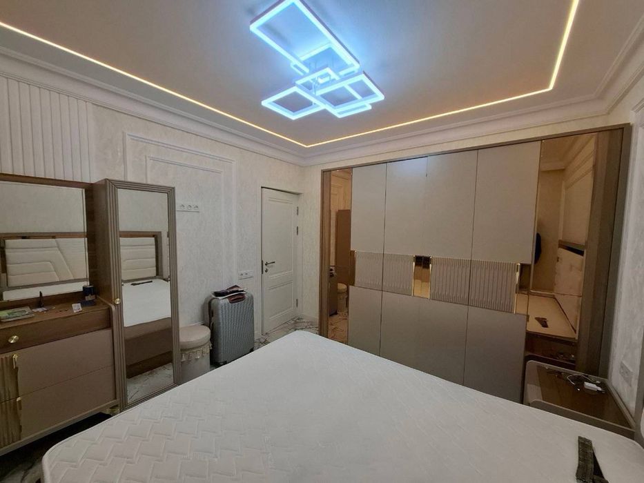 Сдаётся квартира центр Самарканд адрес аэропорт на второй этаж