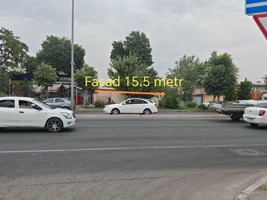 Premium lokatsiya! Bino qurishga to‘liq ruxsat – yer sotiladi