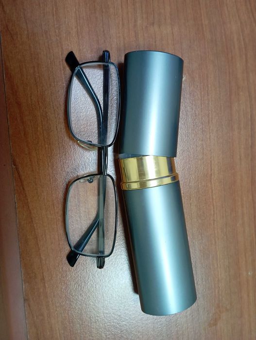 Очки диоптрии +2.5