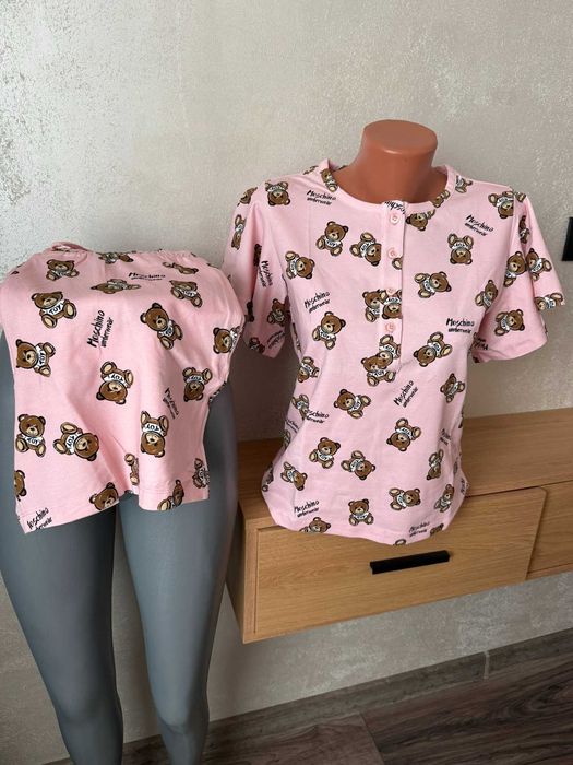 Нови оригинални сетове Moschino