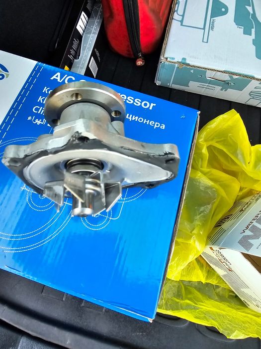 Насос водяной Тойота