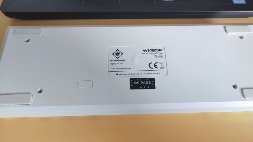 Tastatură mecanică Deltaco Gaming WK85R RGB, White