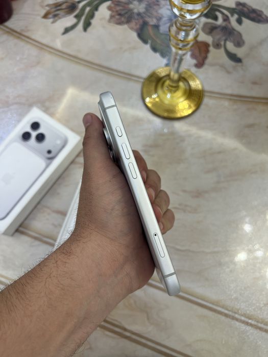 Iphone 17 pro srochna