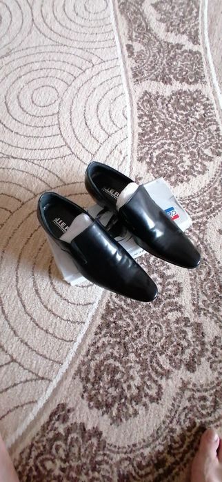 Мужские туфли коженные