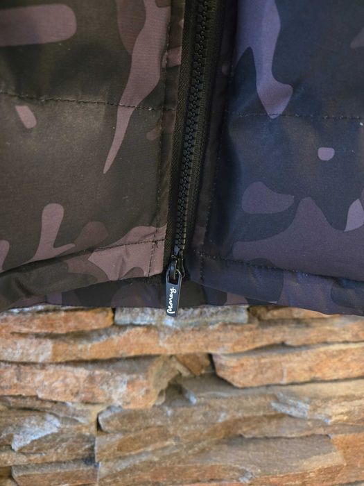 Детско яке Money / 11 - 12 г. Перфектно състояние с дефект