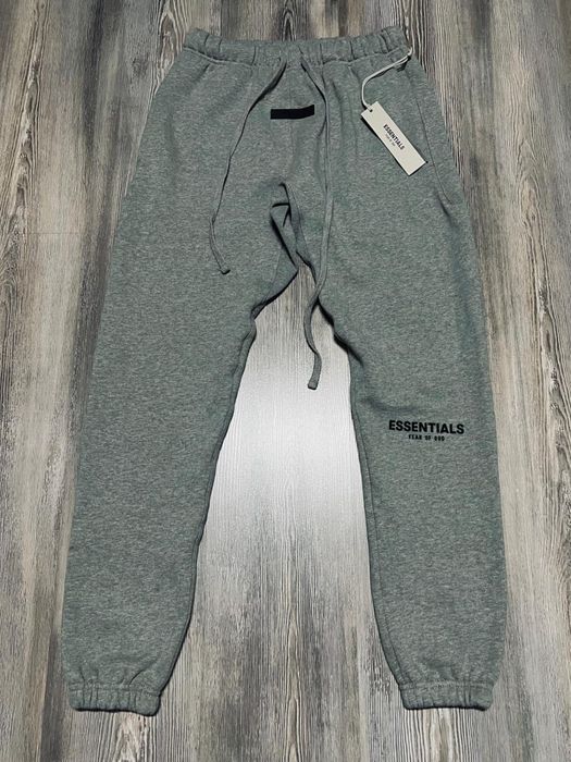 Compleu essentials gri