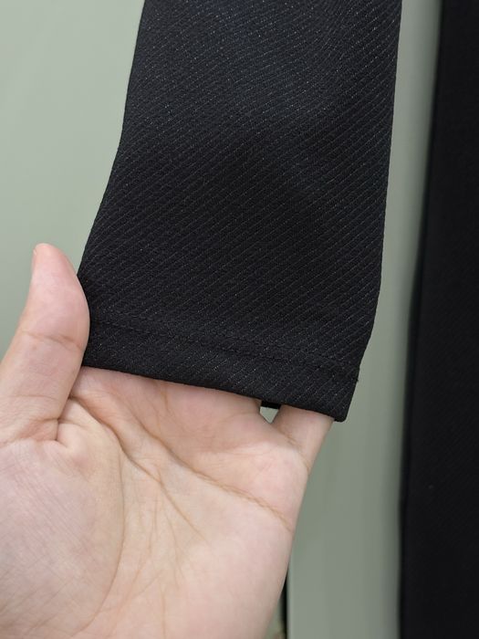 Продаю элегантное черное платье