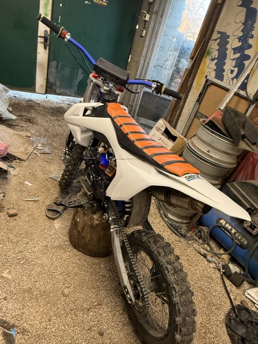 Продавам телстар. 125