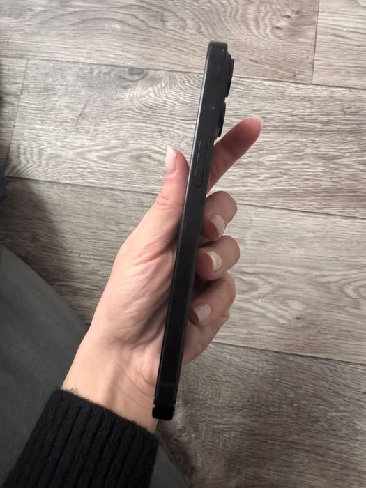 Айфон 15 с гарнатией