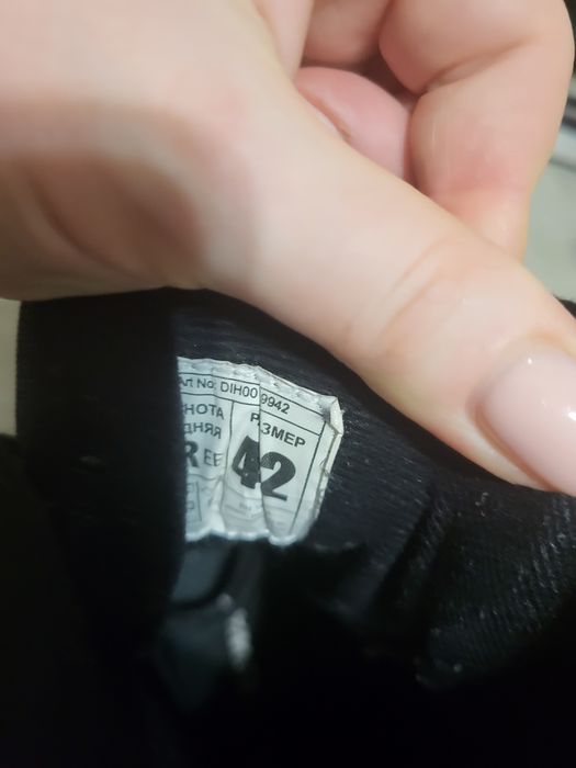 Продам коньки р 41-42