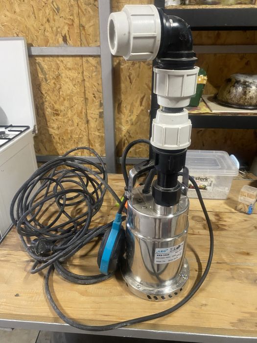 Pompă submersibilă