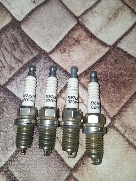 Свечи для Mercedes с двигателями M111 и M104