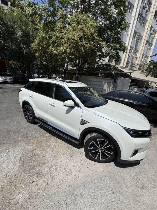 Dongfeng Venucia