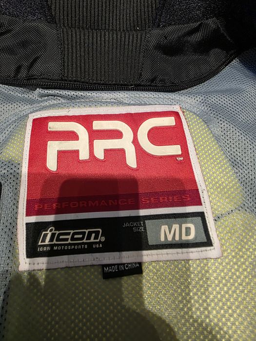 ICON ARC мото яке, размер М