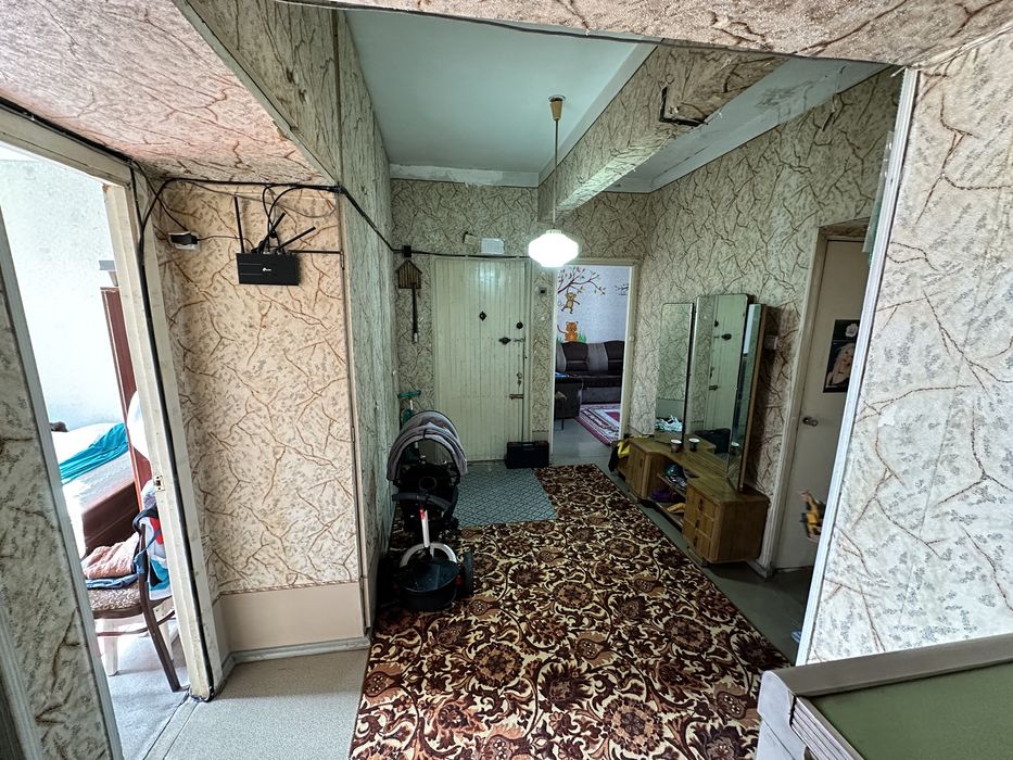 Продается своя квартира Сергели-7 4/8/9