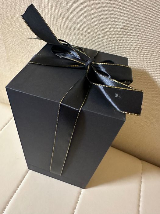 Вечна роза в стъкло