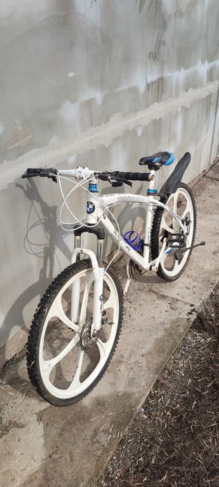 Продам велосипед BMW