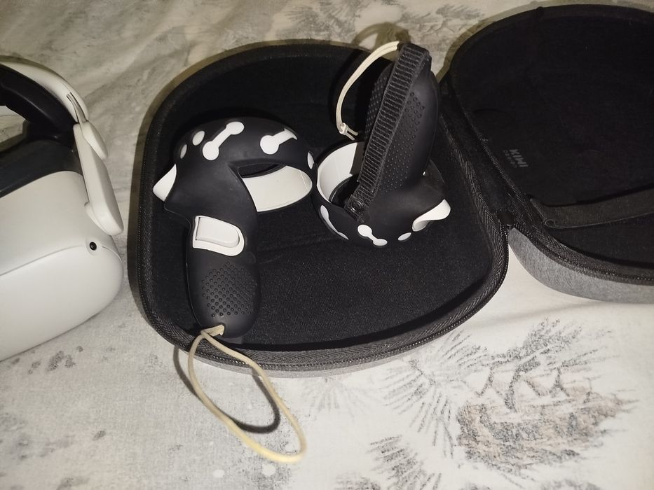 Шлем виртуальной реальности Meta Quest 2 (oculus)