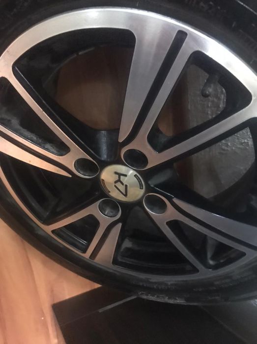 Продам 3 калеса R14 новые