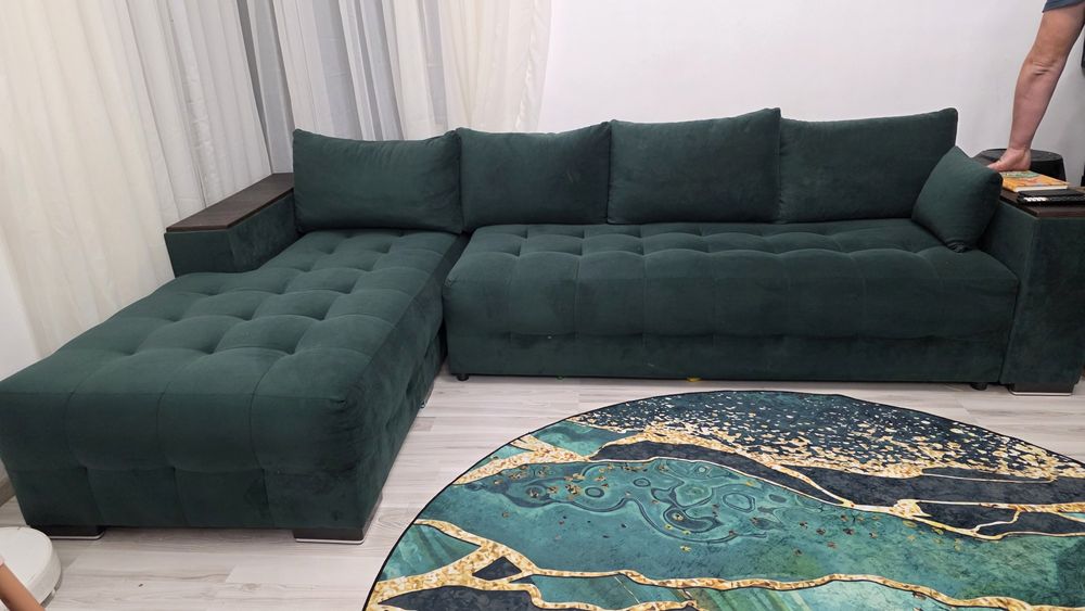 Canapea de colt extensibila