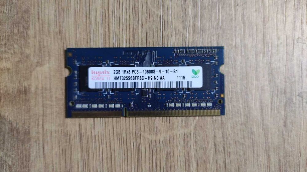 Оперативная память для ноутбука Hynix 2GB / 1333Mhz / DDR3. Проверена!