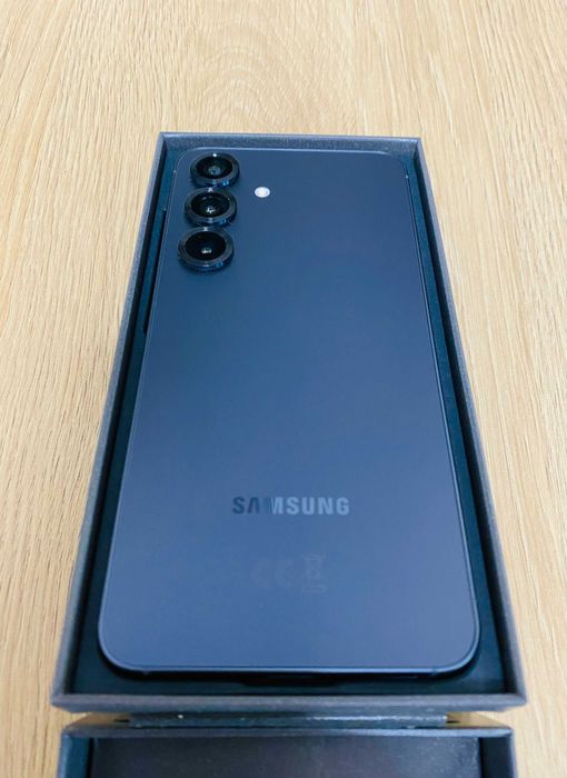 НОВ !!! Samsung Galaxy S25, 12GB RAM, 128GB, 5G, Blueblack