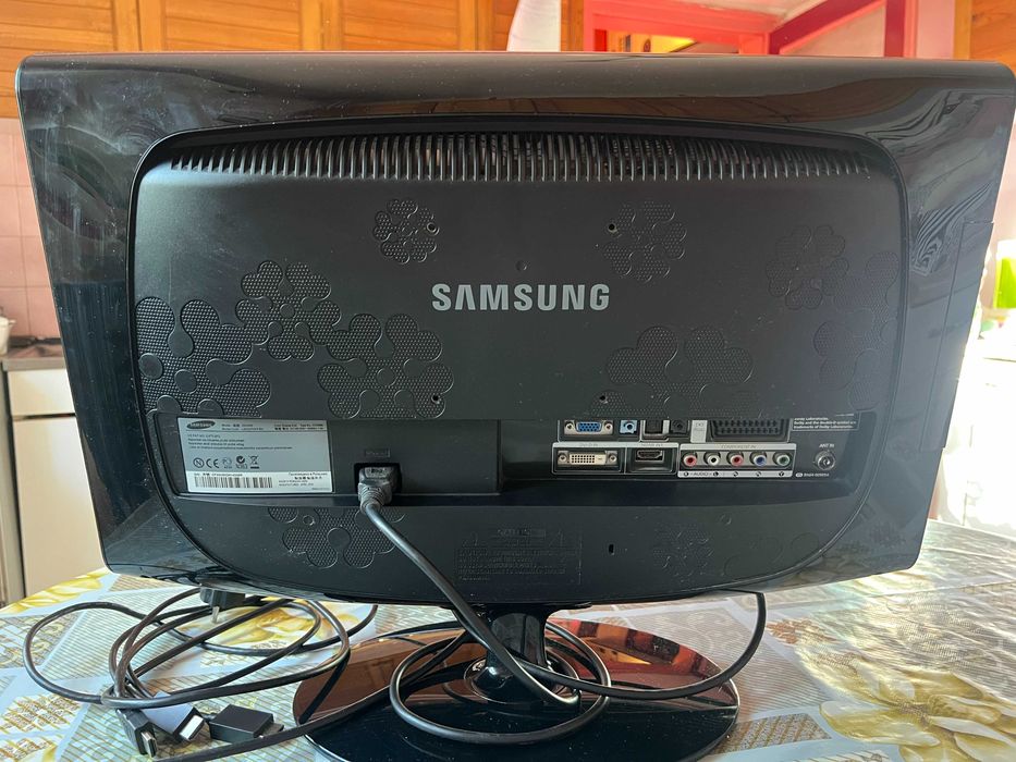 Монитор/телевизор Samsung SyncMaster 2333HD