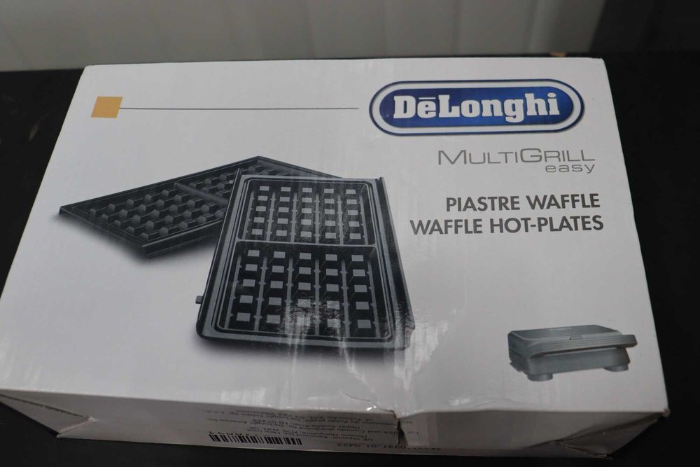 De'Longhi DLSK155, Комплект незалепващи вафлeни плочи