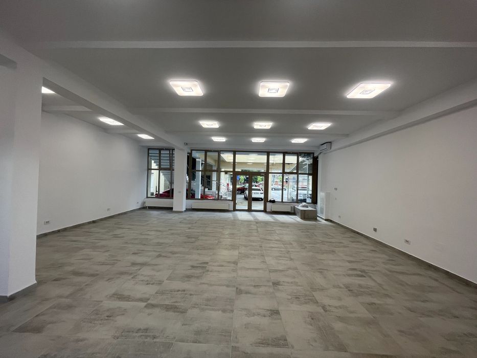 Inchiriez spatiu comercial 118mp, parcari disponibile