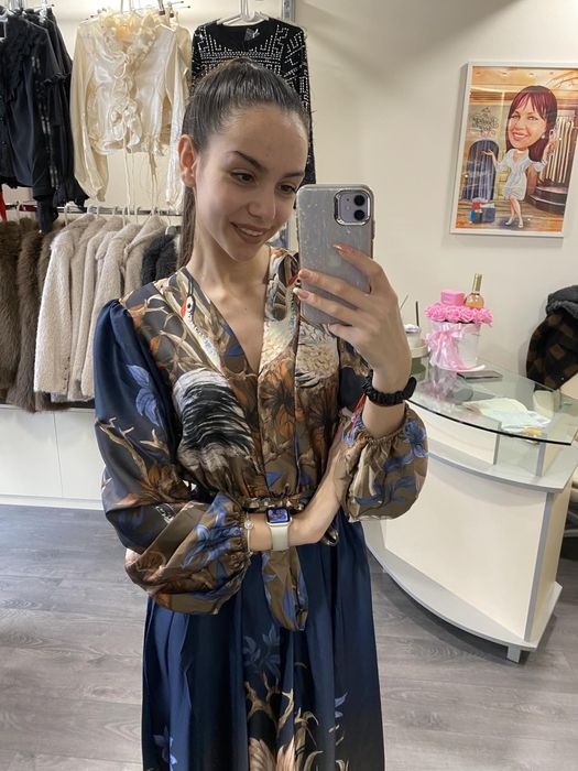 Сатенена рокля универсален размер