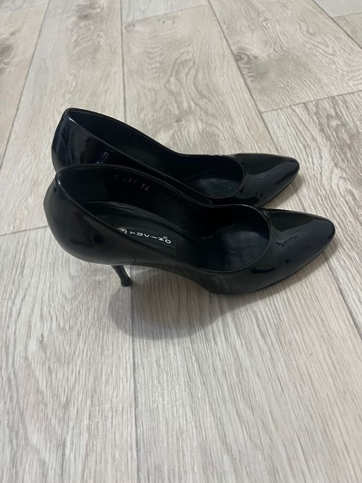 Туфли лакированные