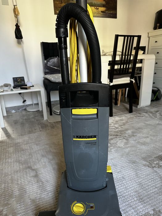 Aspirator vertical karcher