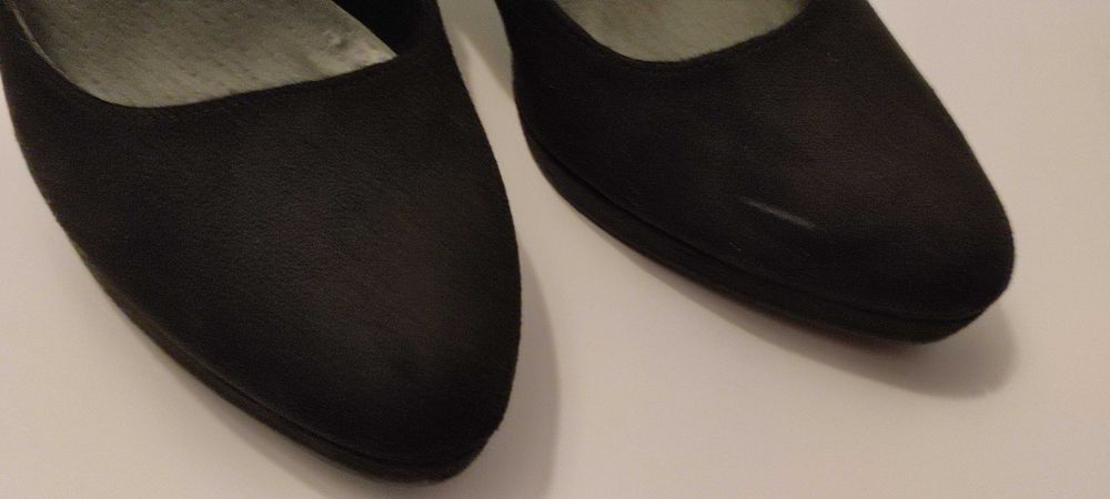 Дамски обувки на ток, велур