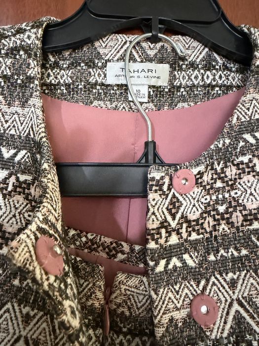 Tahari Женский костюм с юбкой