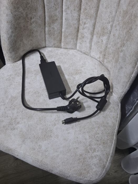 Adaptor12 V-7,5 A Synology model 2AAL090F