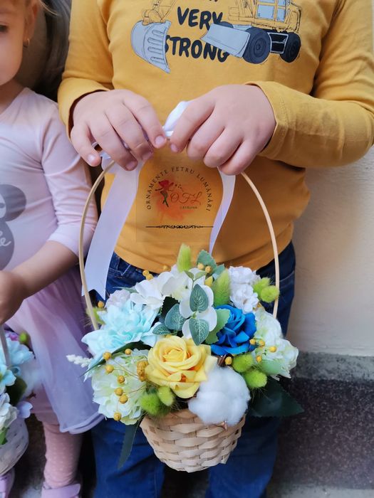 Coșulețe cu flori uscate